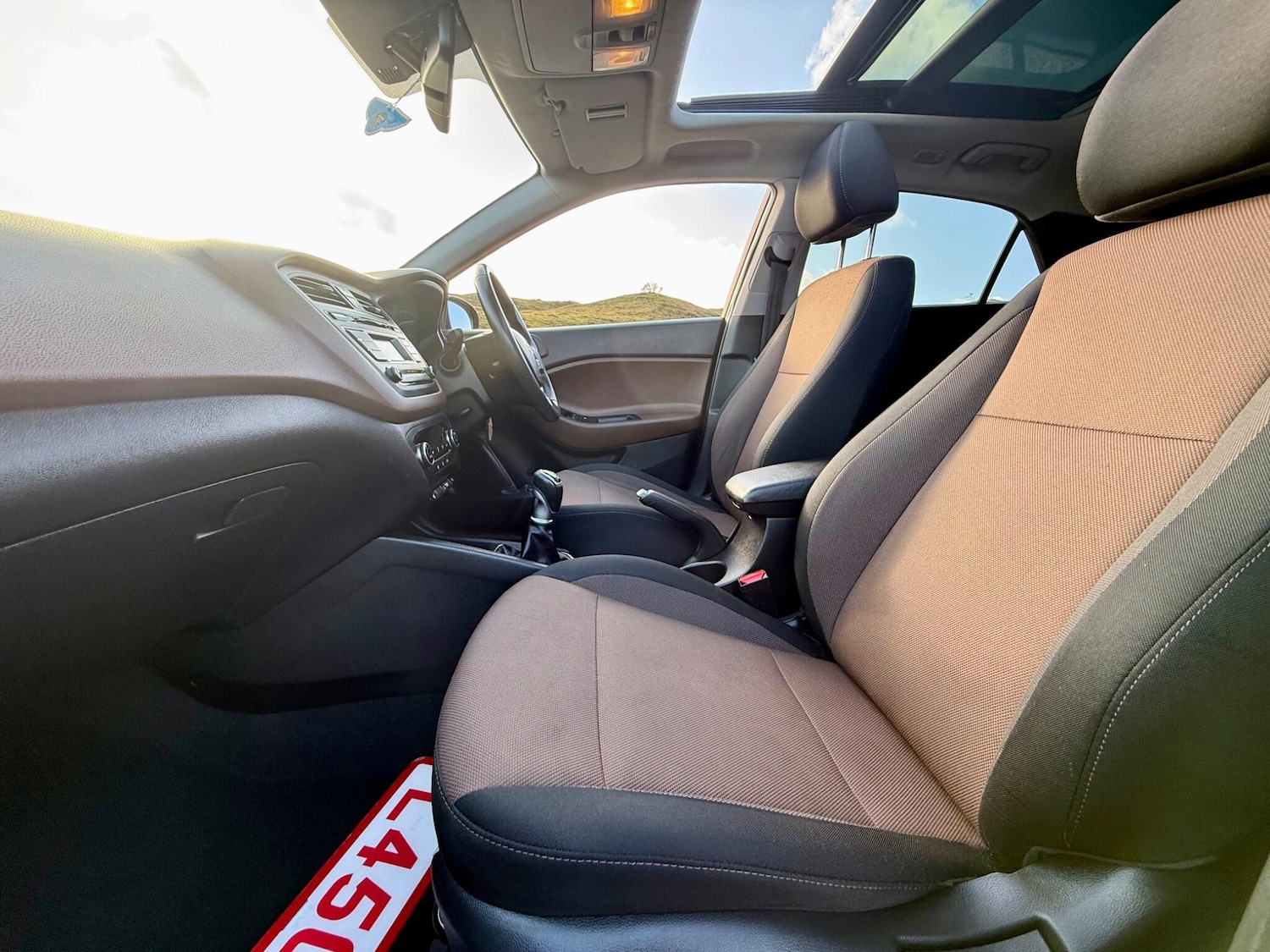 Used Hyundai i20 2015 for sale - 78048181: Photo 37