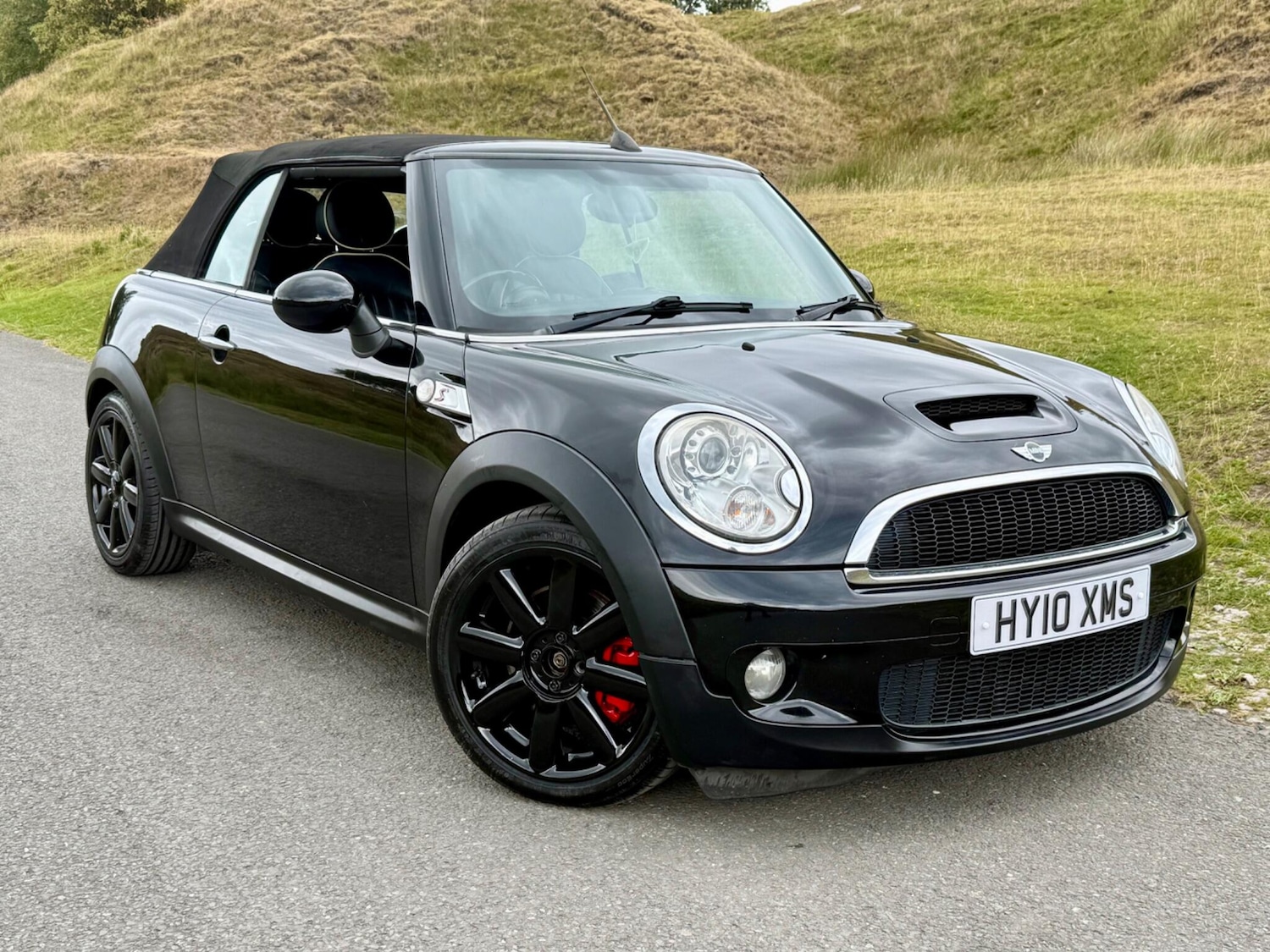 Used MINI Convertible 2010 for sale - 76473683: Photo 32