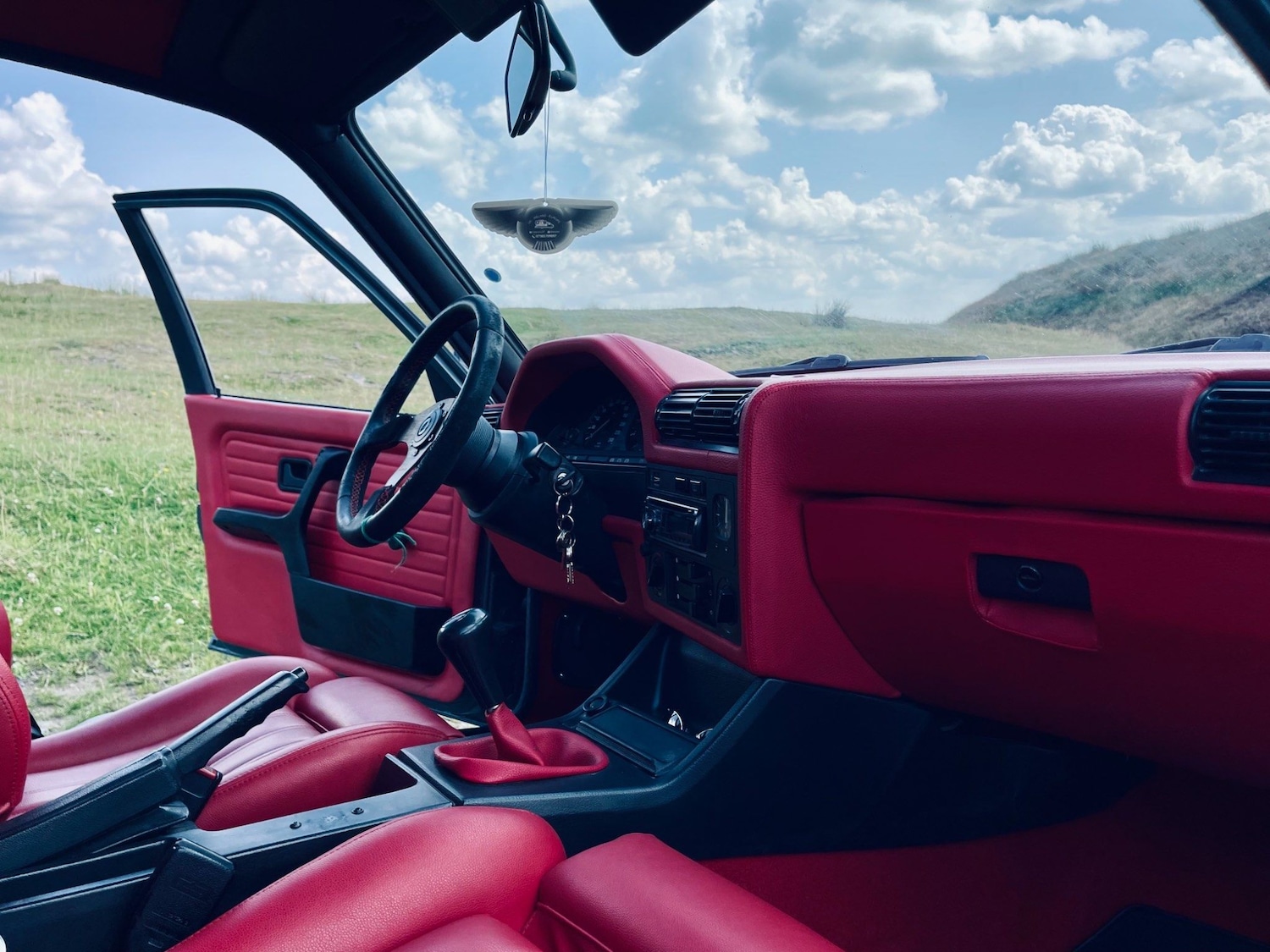 Used BMW 3 Series 2019 for sale - 76295353: Photo 2