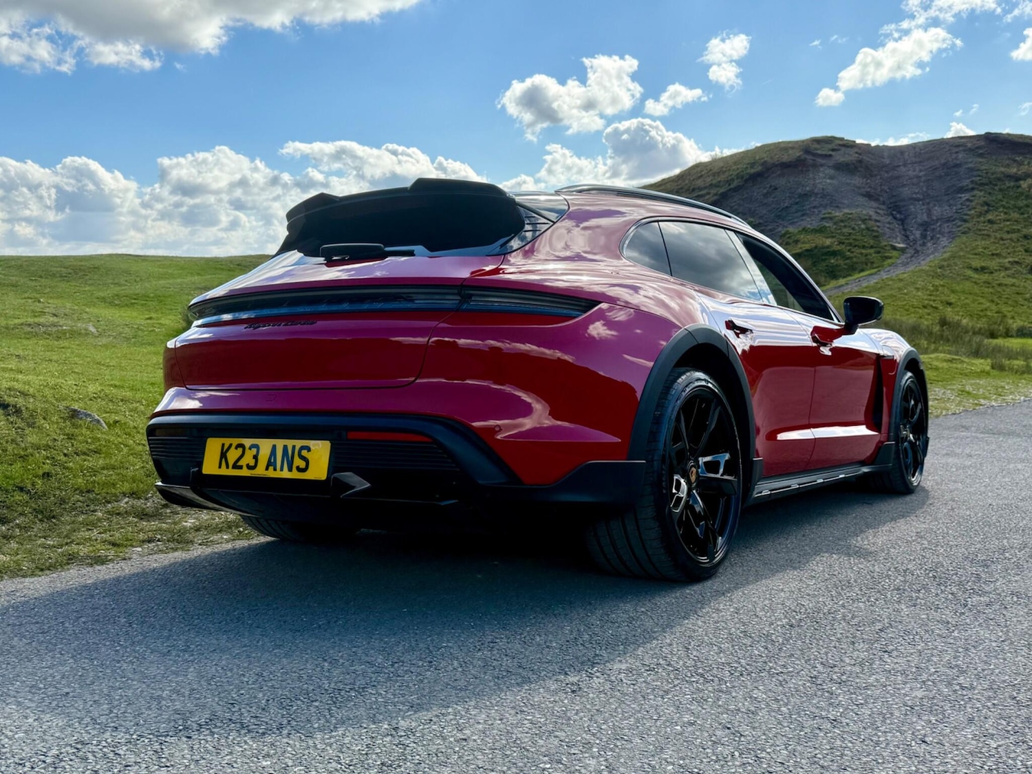Used Porsche Taycan 2021 for sale - 76121540: Photo 13