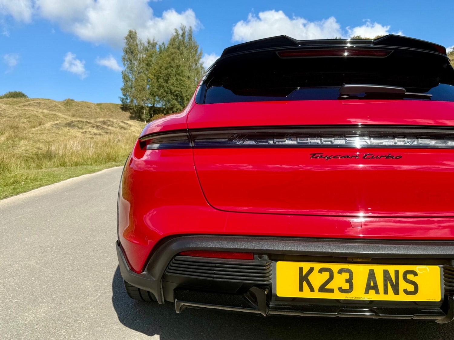 Used Porsche Taycan 2021 for sale - 76121540: Photo 16