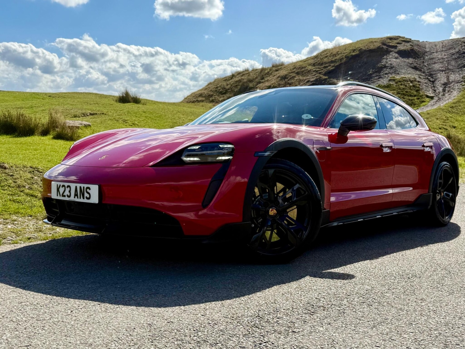 Used Porsche Taycan 2021 for sale - 76121540: Photo 24