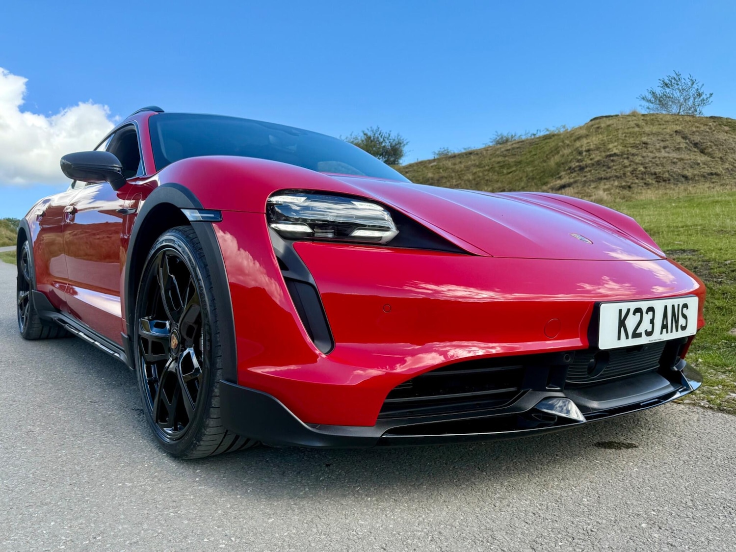 Used Porsche Taycan 2021 for sale - 76121540: Photo 27