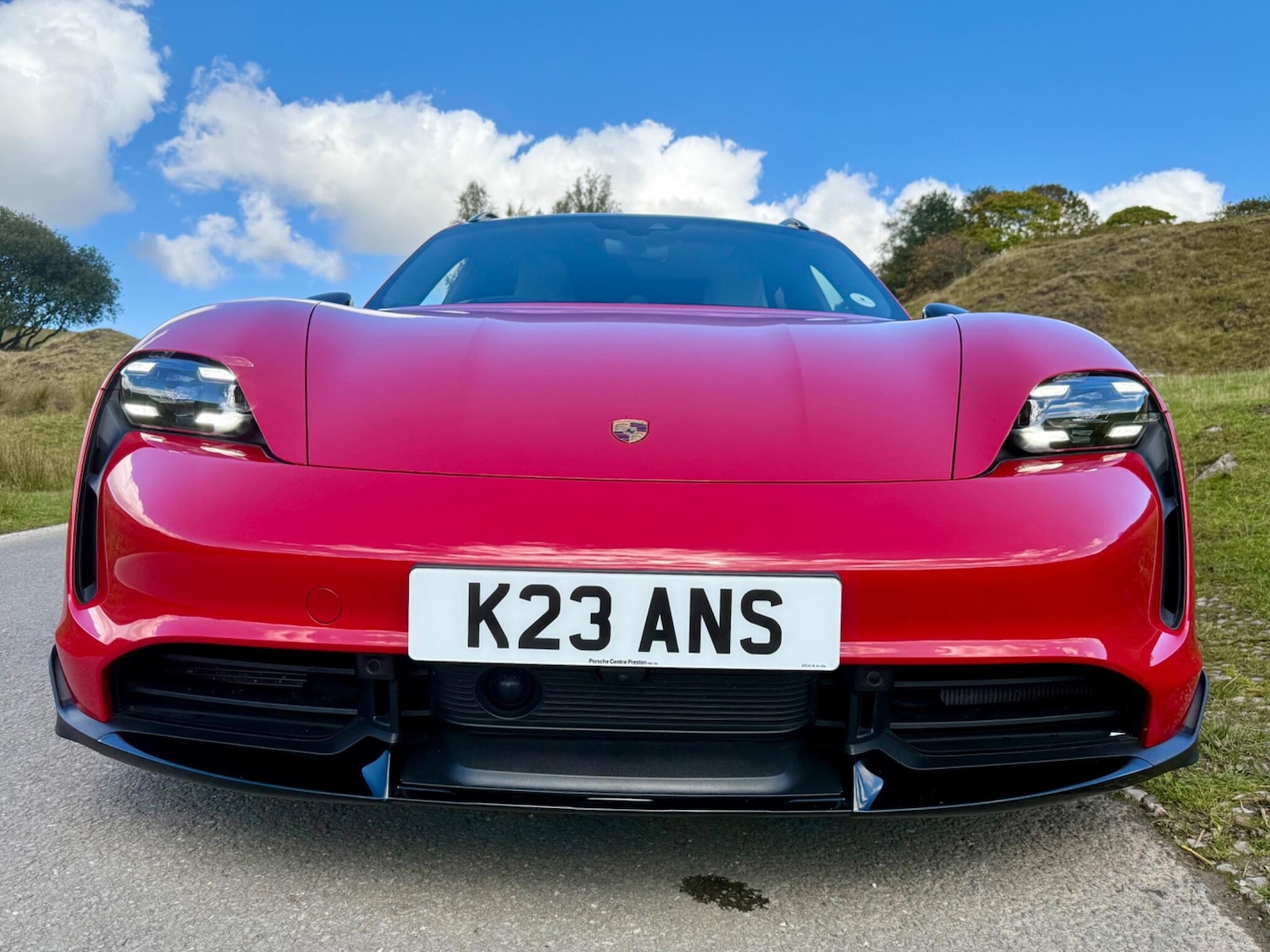Used Porsche Taycan 2021 for sale - 76121540: Photo 28