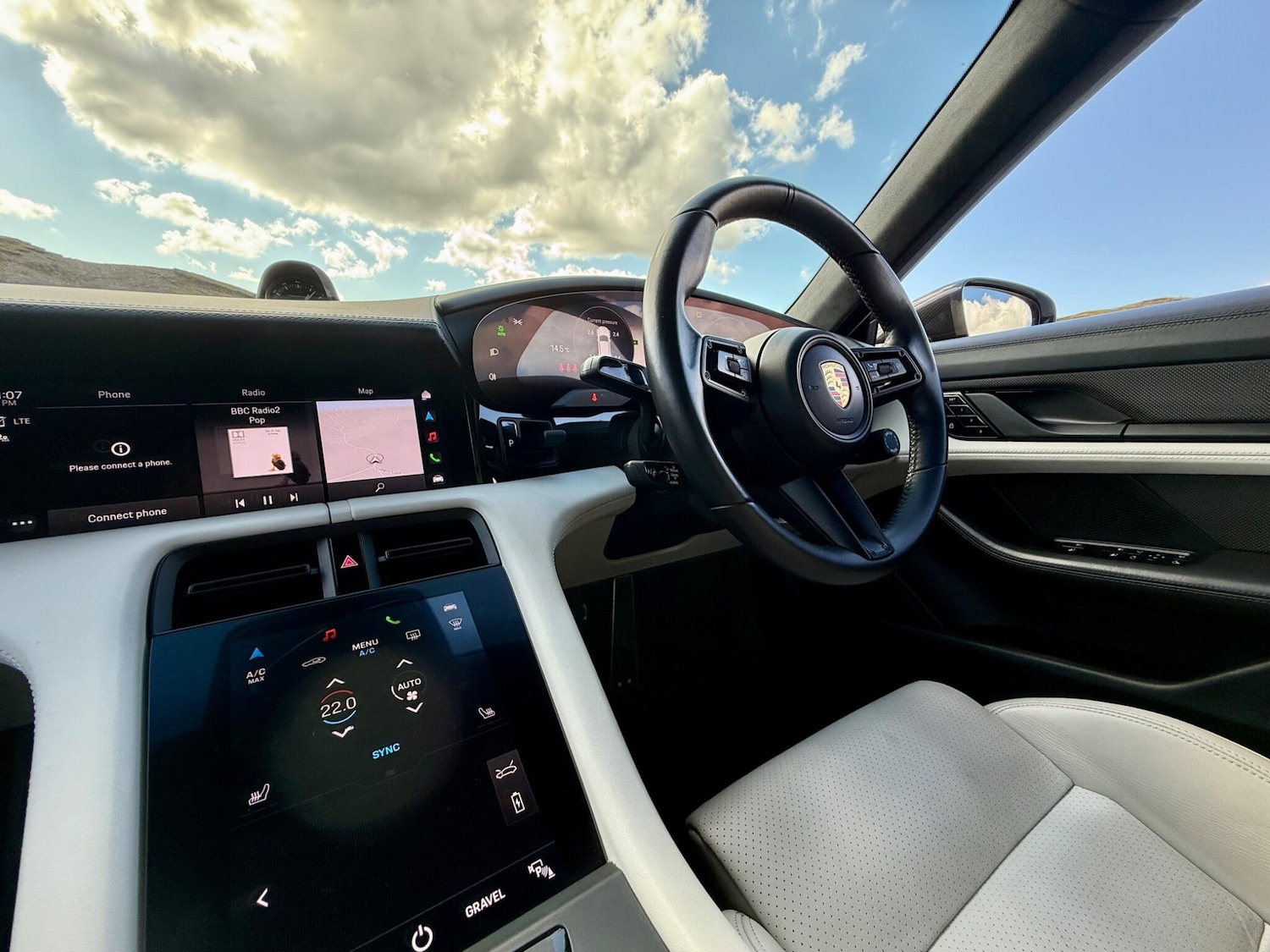 Used Porsche Taycan 2021 for sale - 76121540: Photo 43