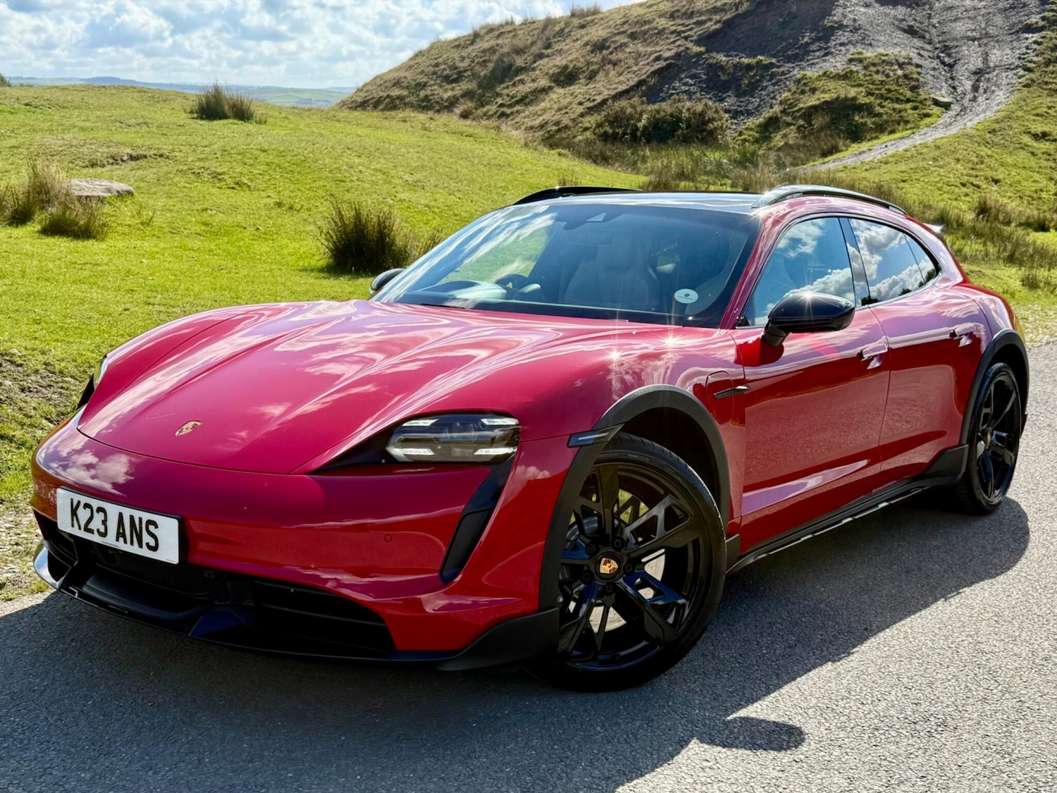 Used Porsche Taycan 2021 for sale - 76121540: Photo 5