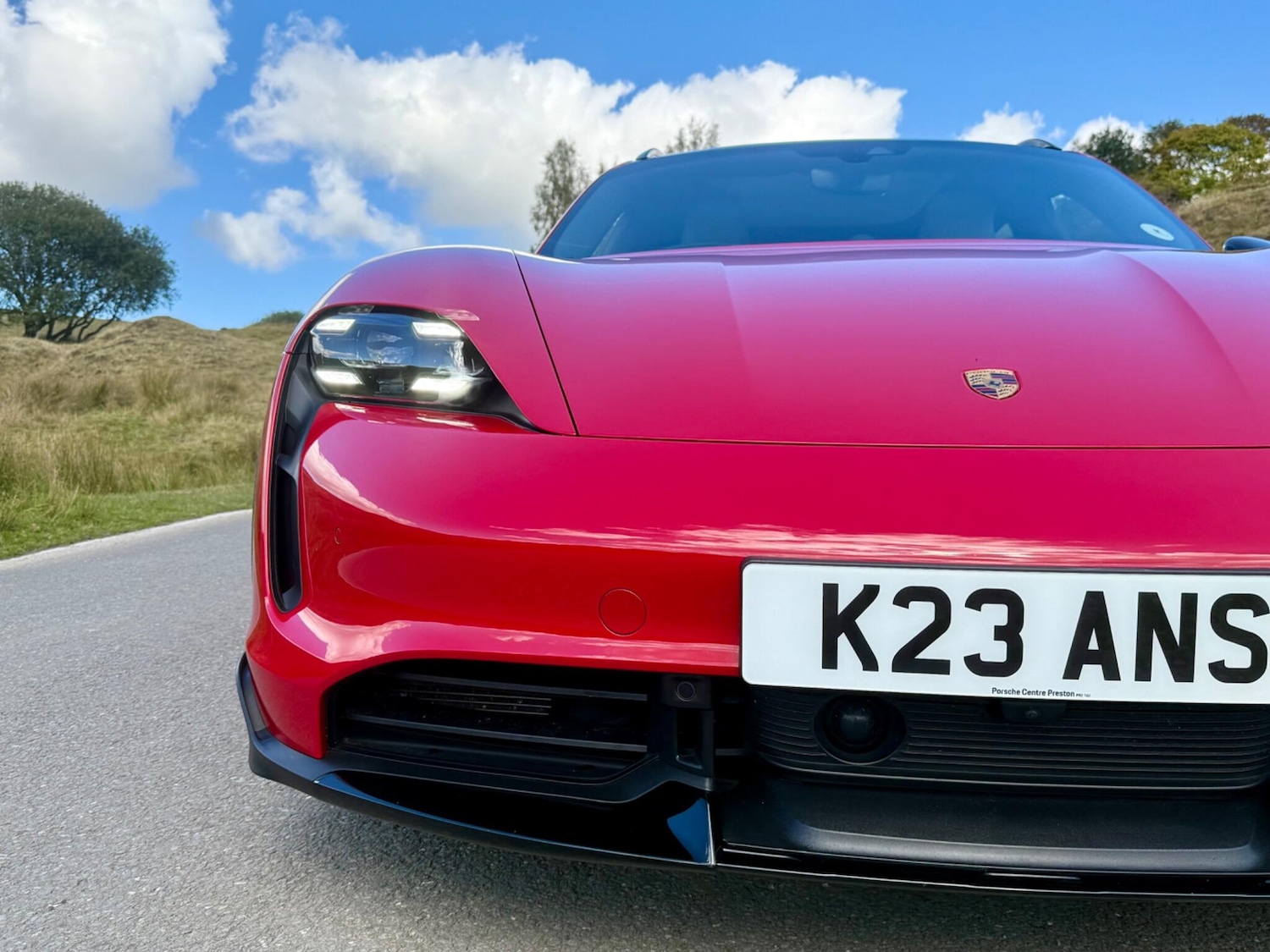 Used Porsche Taycan 2021 for sale - 76121540: Photo 9