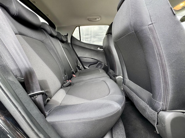 Used Hyundai i10 2018 for sale - 75623646: Photo 24