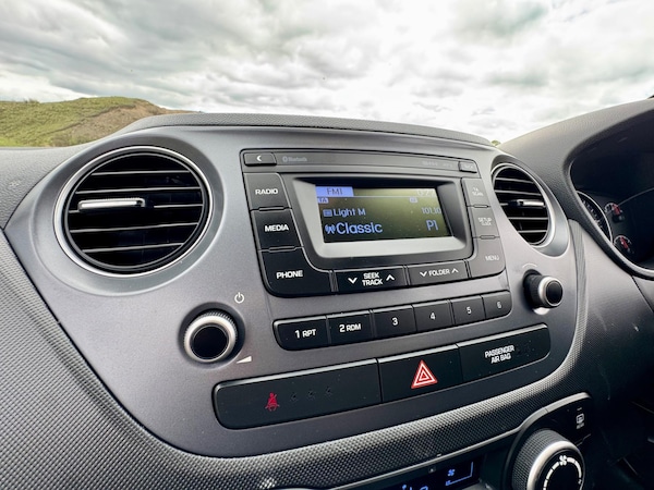 Used Hyundai i10 2018 for sale - 75623646: Photo 41