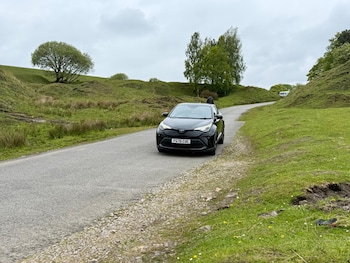 Used Toyota C-HR 2020 for sale - 78609186: Photo