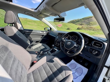 Used Volkswagen Golf 2016 for sale - 75577626: Photo