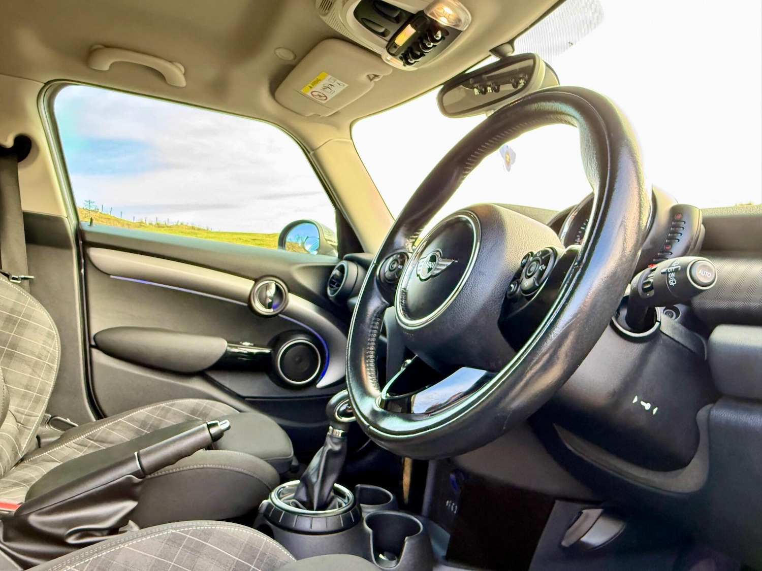 Used MINI Hatch 2015 for sale - 77131366: Photo 9