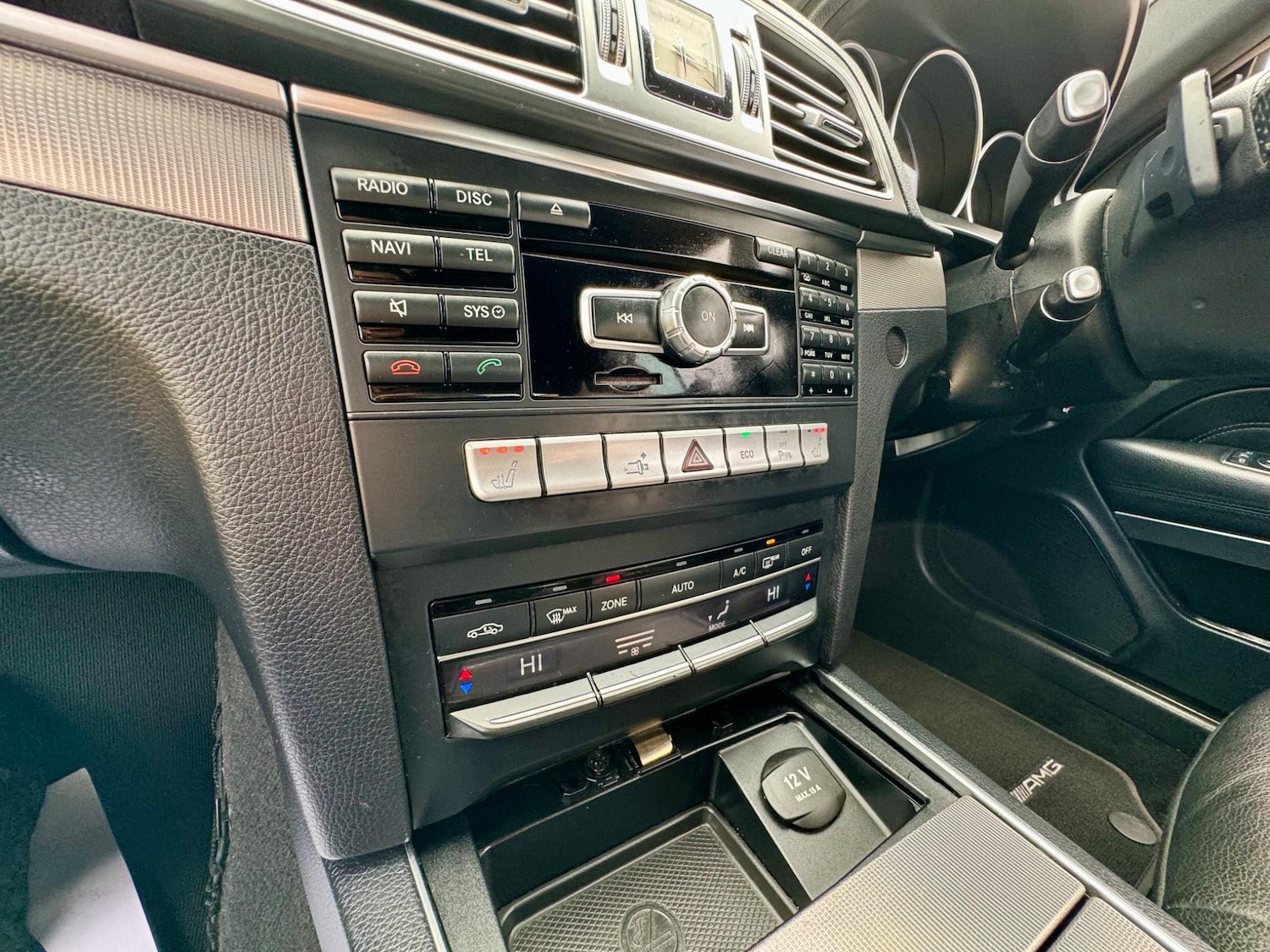 Used Mercedes-Benz E Class 2014 for sale - 76992269: Photo 32