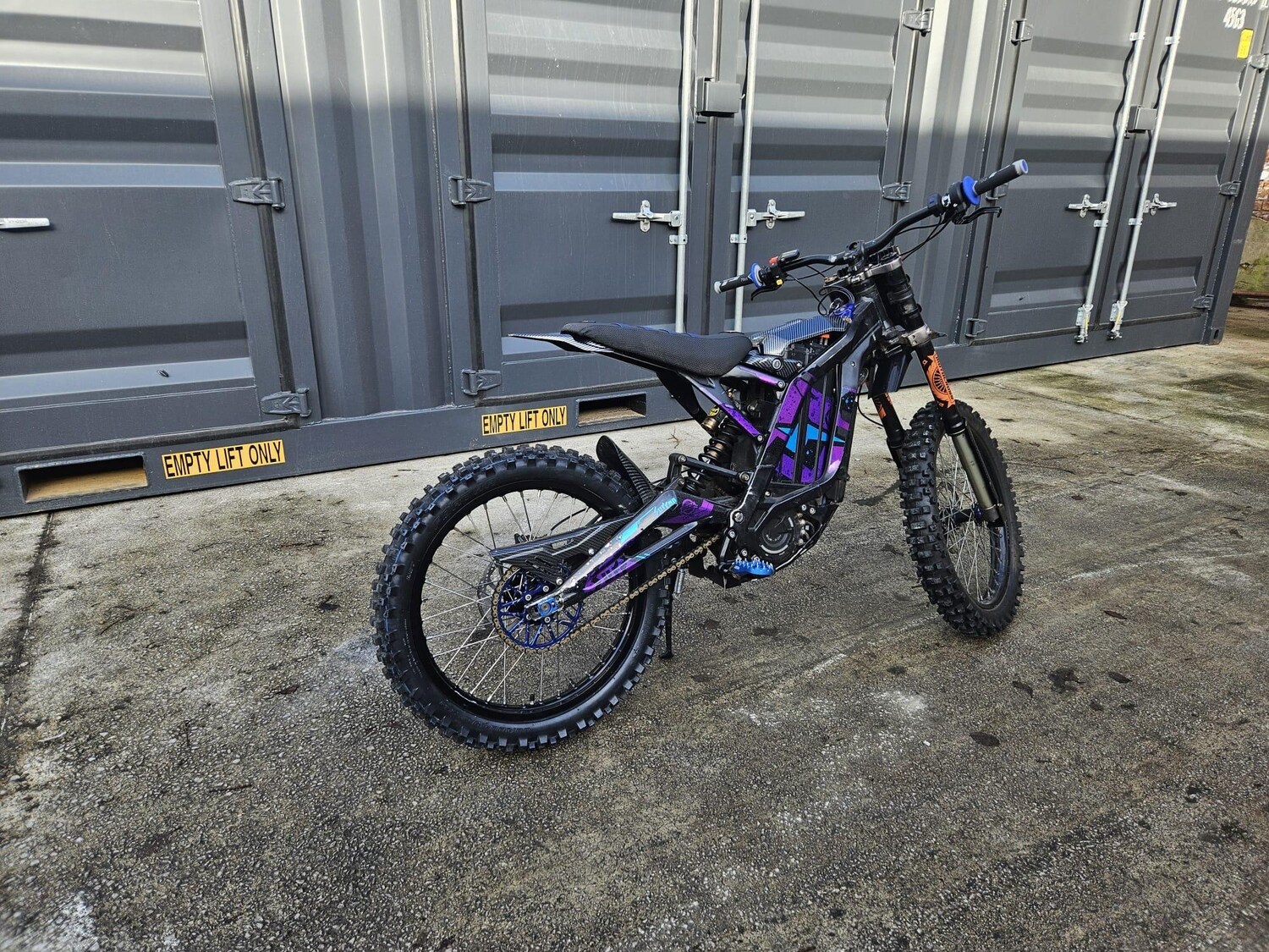 Surron LBX off-road