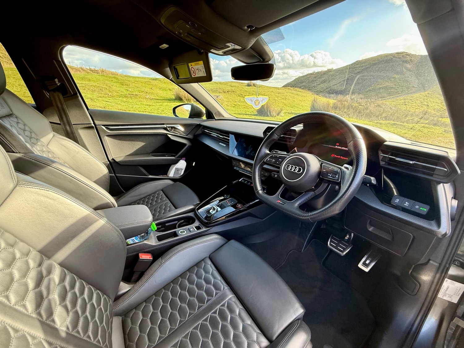 Used Audi RS3 2022 for sale - 76473472: Photo 2