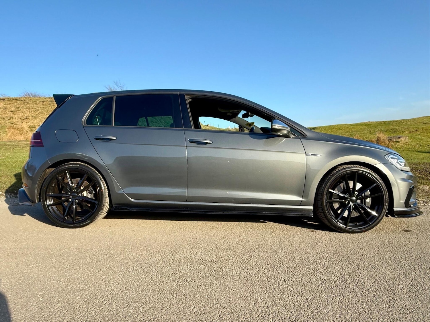Used Volkswagen Golf 2018 for sale - 77737389: Photo 25