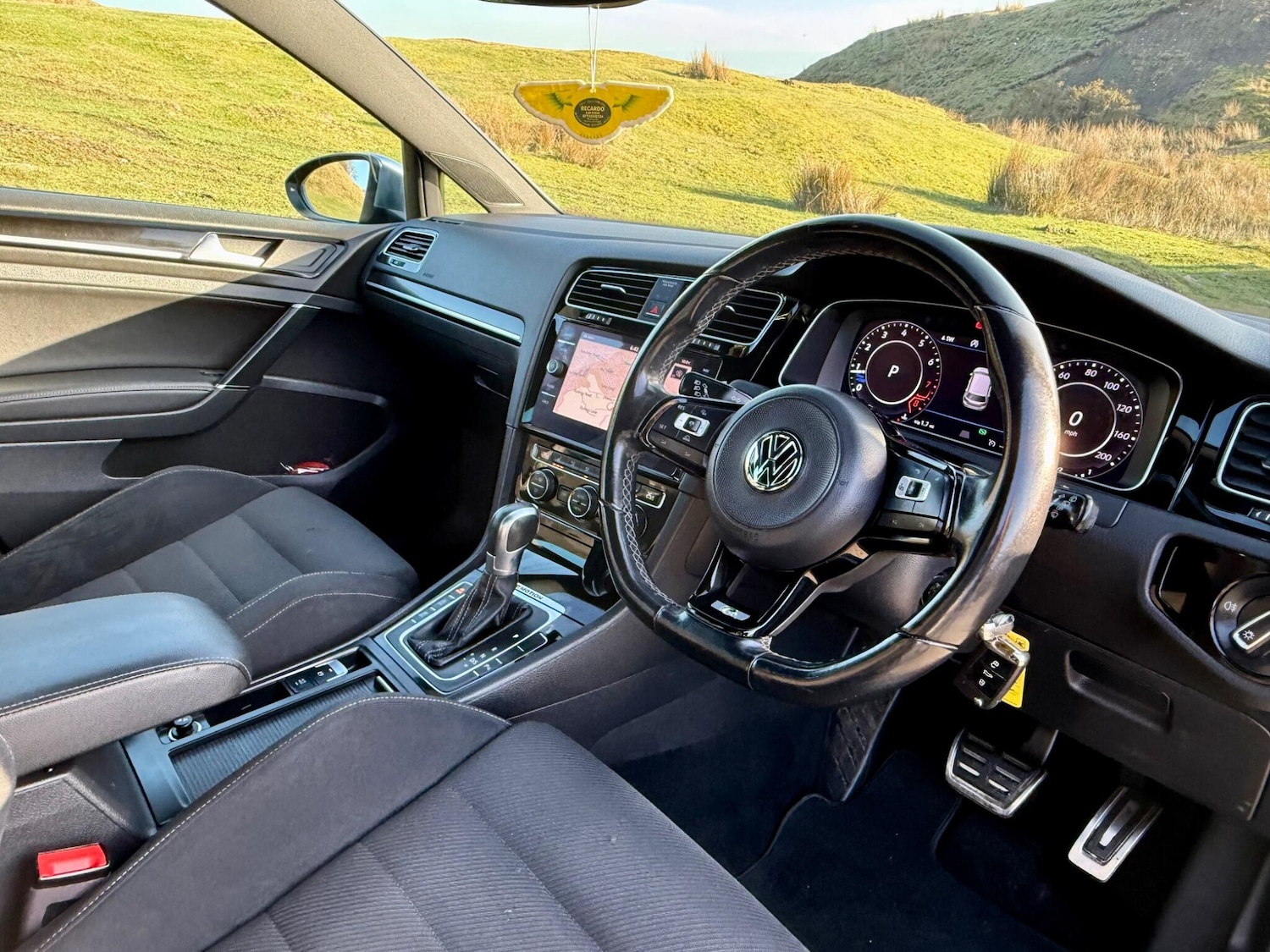 Used Volkswagen Golf 2018 for sale - 77737389: Photo 28