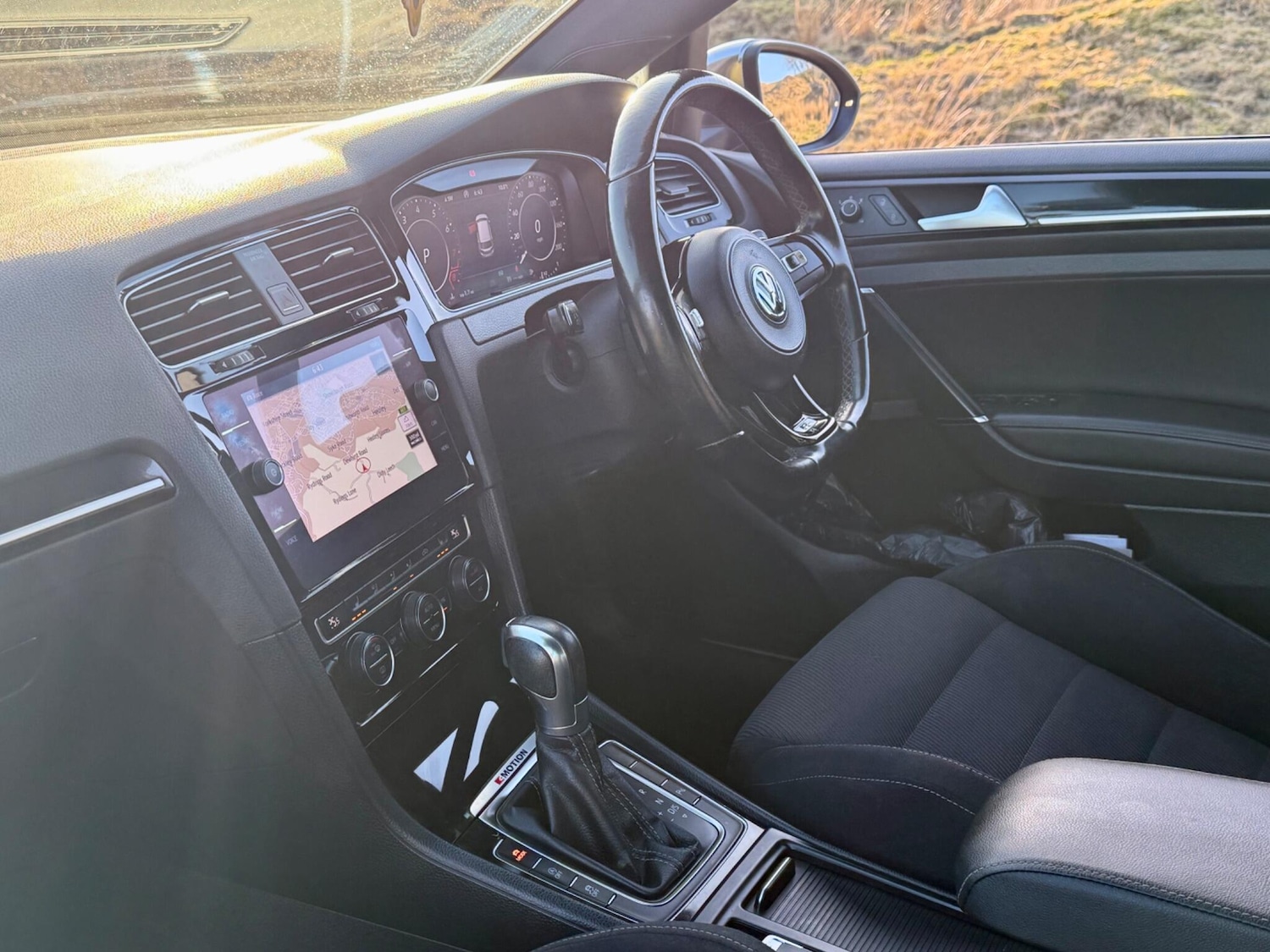 Used Volkswagen Golf 2018 for sale - 77737389: Photo 31