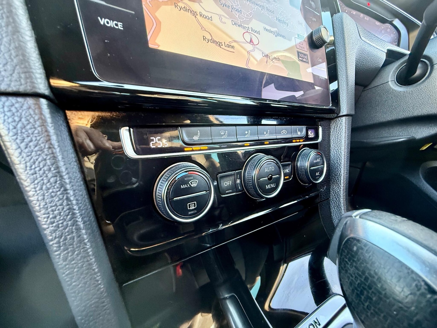 Used Volkswagen Golf 2018 for sale - 77737389: Photo 33