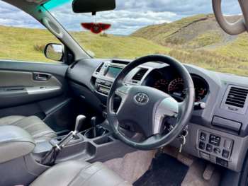 Used Toyota Hilux 2012 for sale - 74043129: Photo