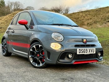 Used Abarth 595 2019 for sale - 76942607: Photo