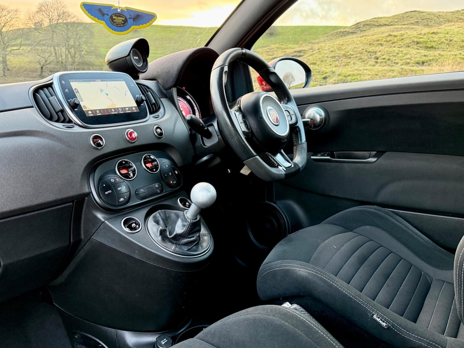 Used Abarth 595 2019 for sale - 76942607: Photo 7