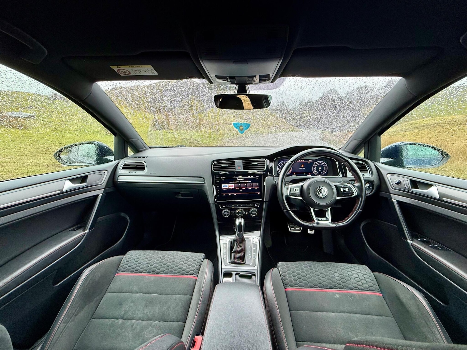 Used Volkswagen Golf 2017 for sale - 77538016: Photo 11