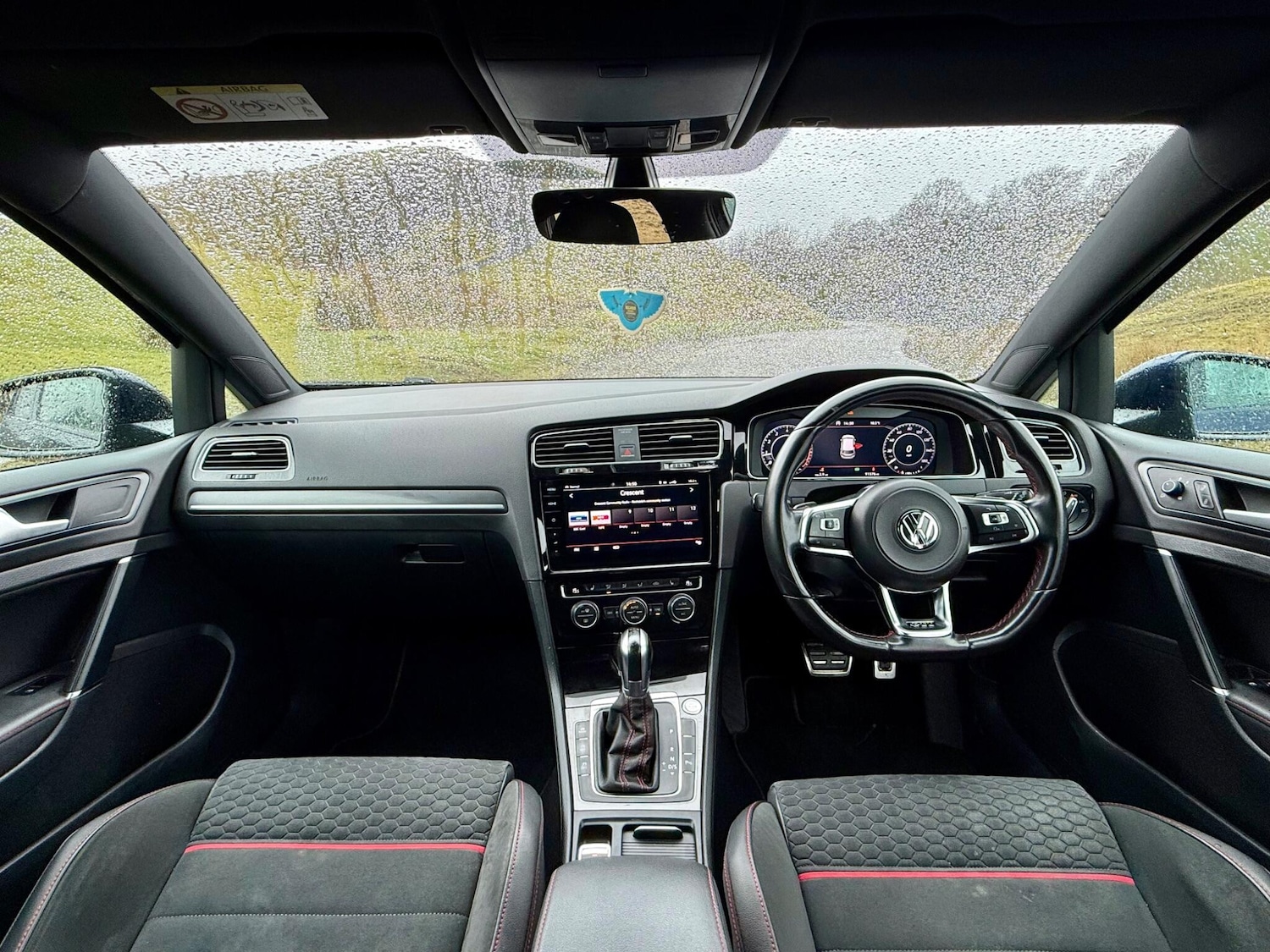 Used Volkswagen Golf 2017 for sale - 77538016: Photo 12