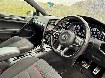 Used Volkswagen Golf 2017 for sale - 77538016: Photo