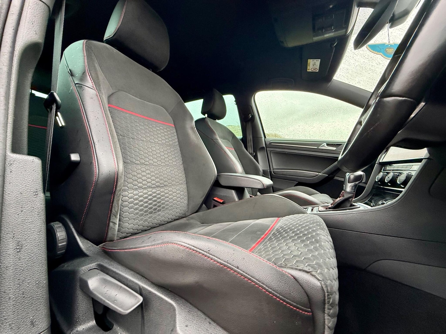 Used Volkswagen Golf 2017 for sale - 77538016: Photo 36