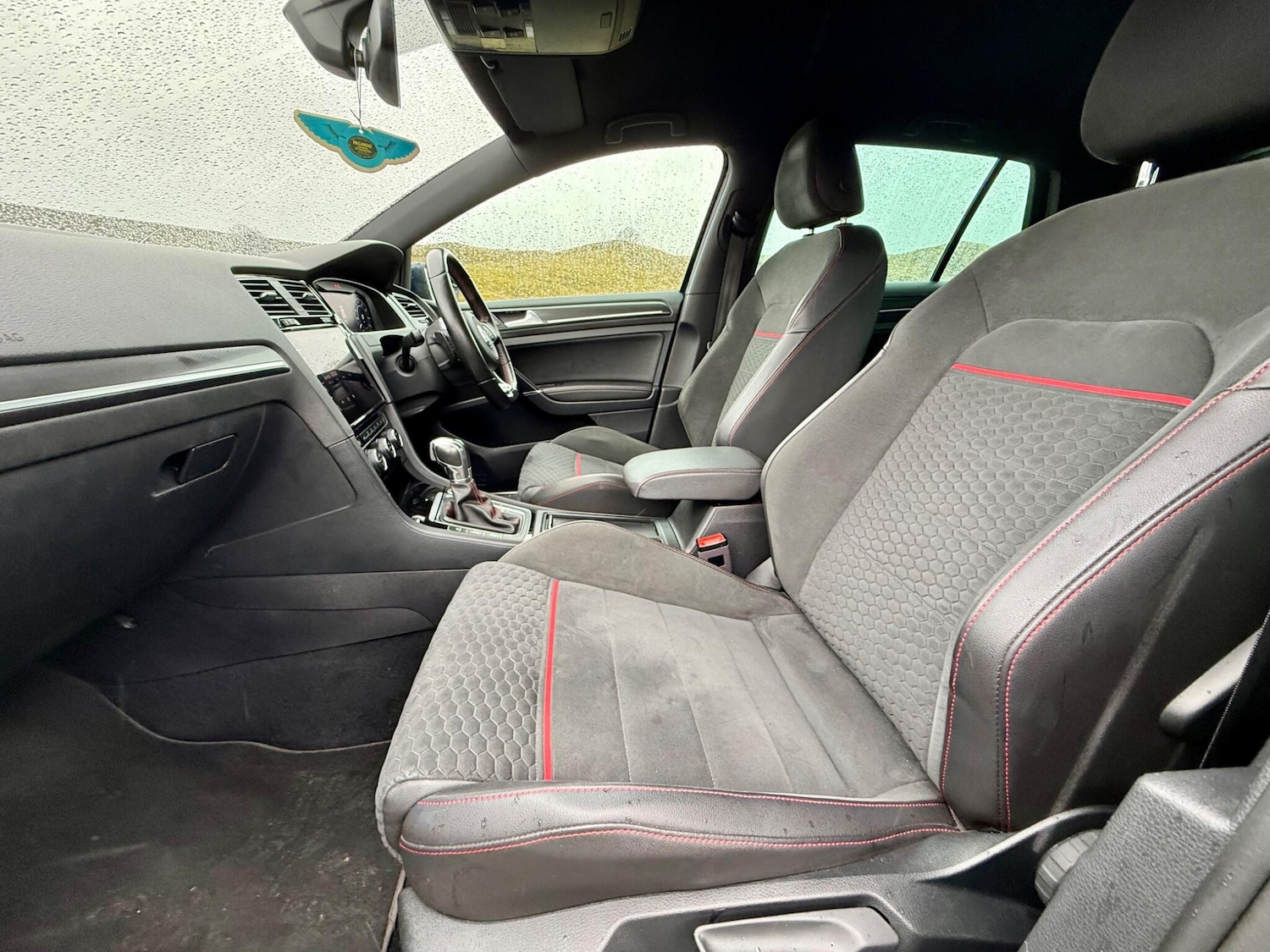 Used Volkswagen Golf 2017 for sale - 77538016: Photo 41