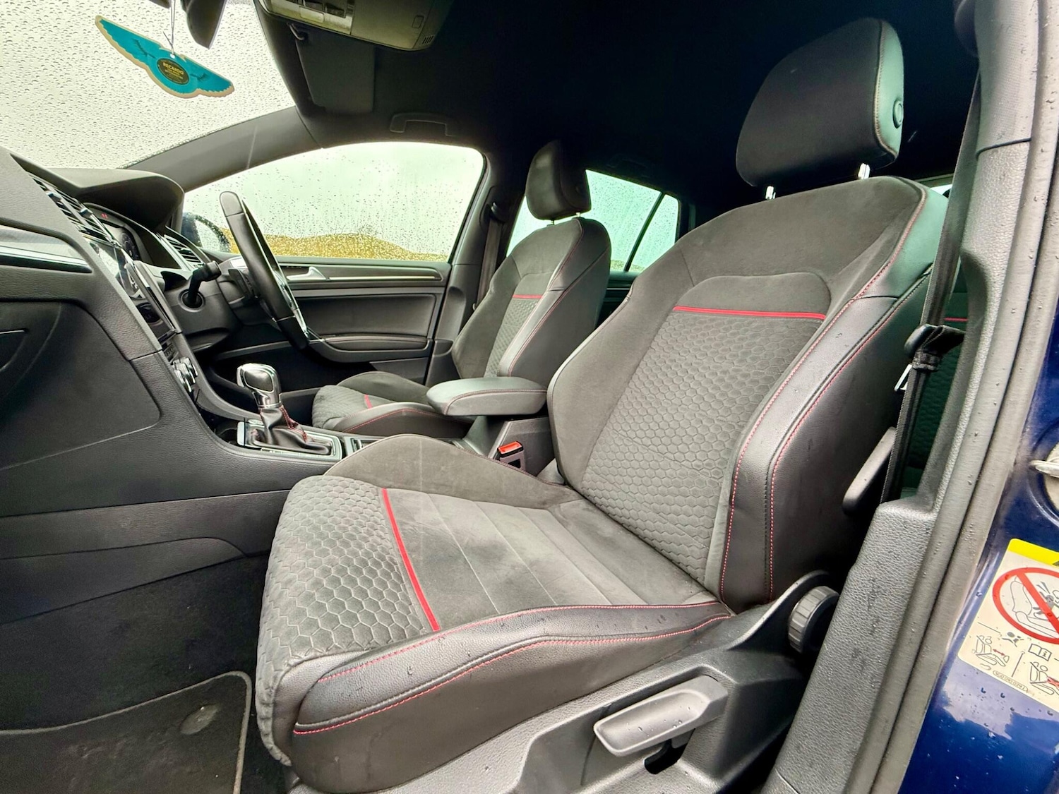 Used Volkswagen Golf 2017 for sale - 77538016: Photo 45