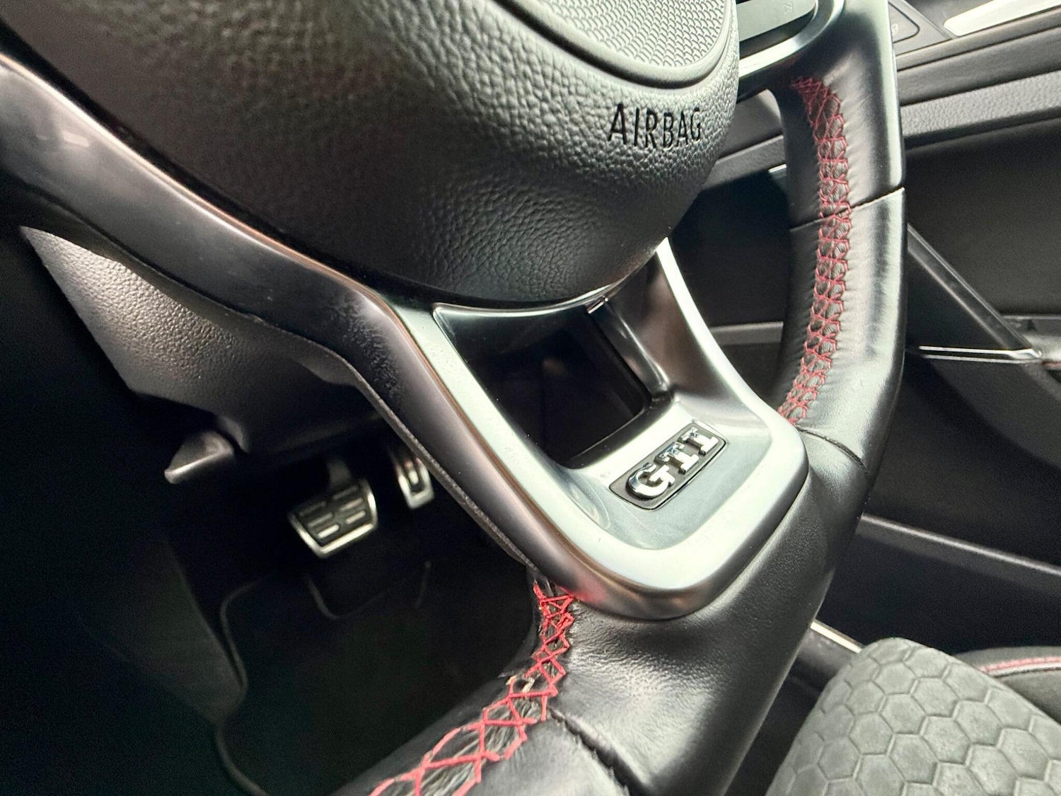 Used Volkswagen Golf 2017 for sale - 77538016: Photo 48