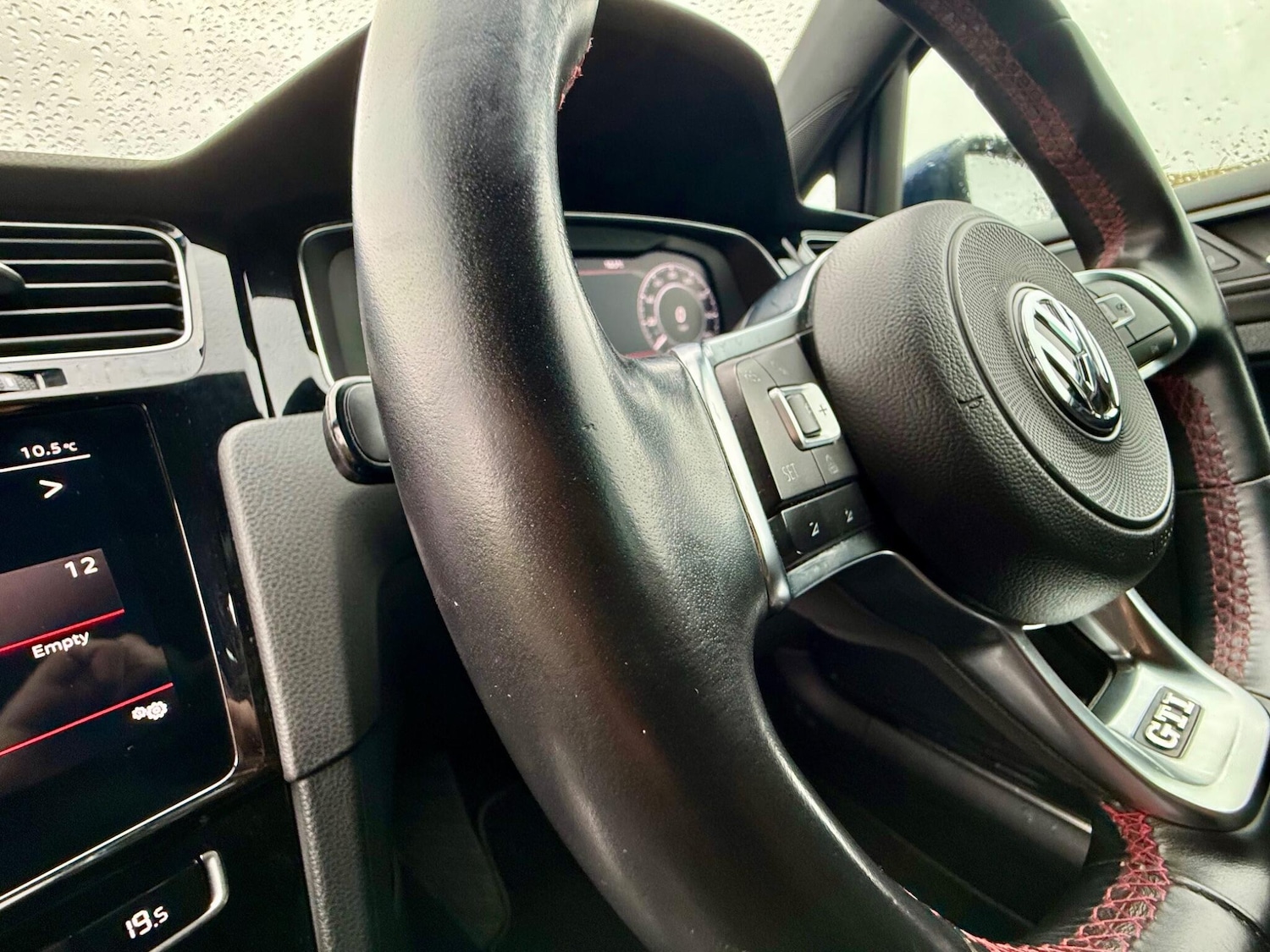 Used Volkswagen Golf 2017 for sale - 77538016: Photo 49