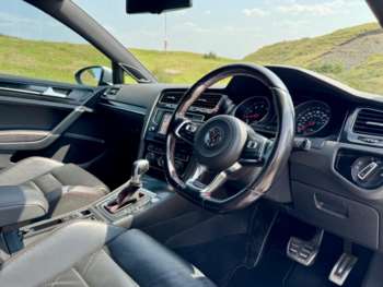 Used Volkswagen Golf 2016 for sale - 74935700: Photo