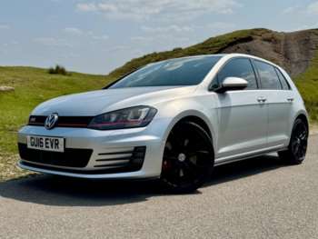 Used Volkswagen Golf 2016 for sale - 74935700: Photo