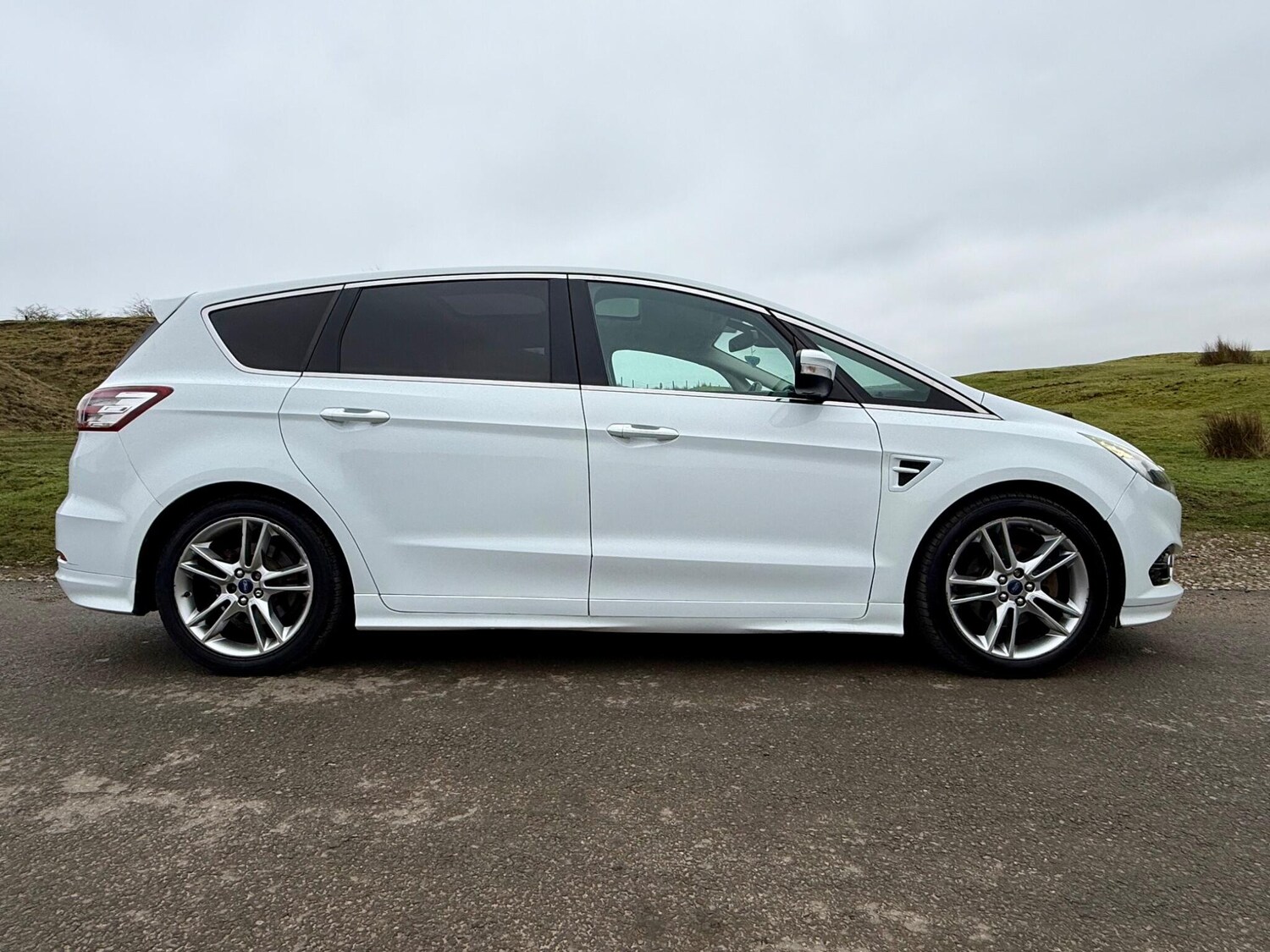 Used Ford S-Max for sale - 77908516: Photo 26
