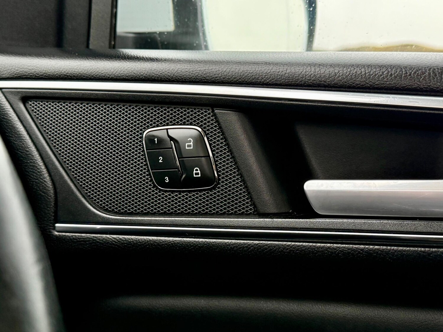 Used Ford S-Max for sale - 77908516: Photo 48