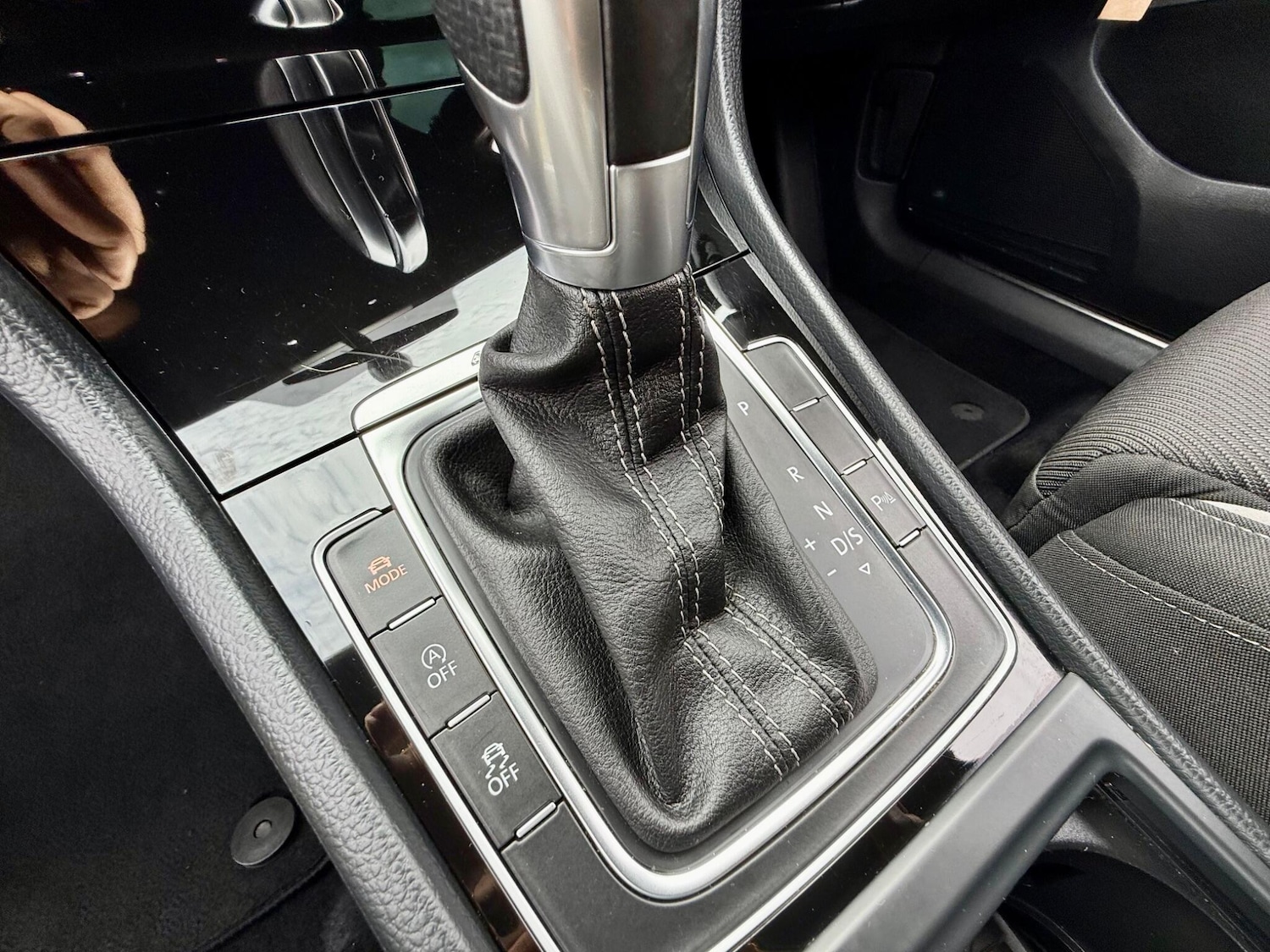 Used Volkswagen Golf 2015 for sale - 76988386: Photo 36