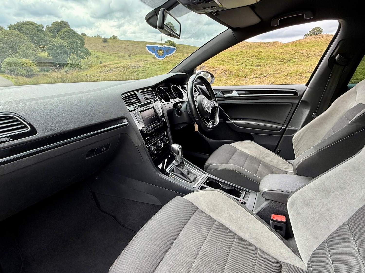 Used Volkswagen Golf 2015 for sale - 76988386: Photo 8