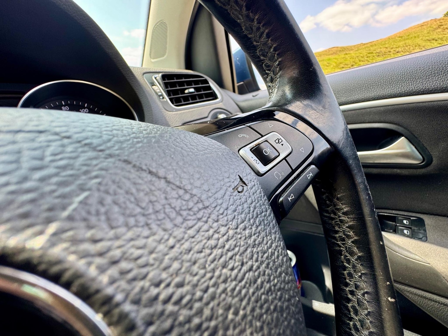 Used Volkswagen Polo 2017 for sale - 76987909: Photo 38