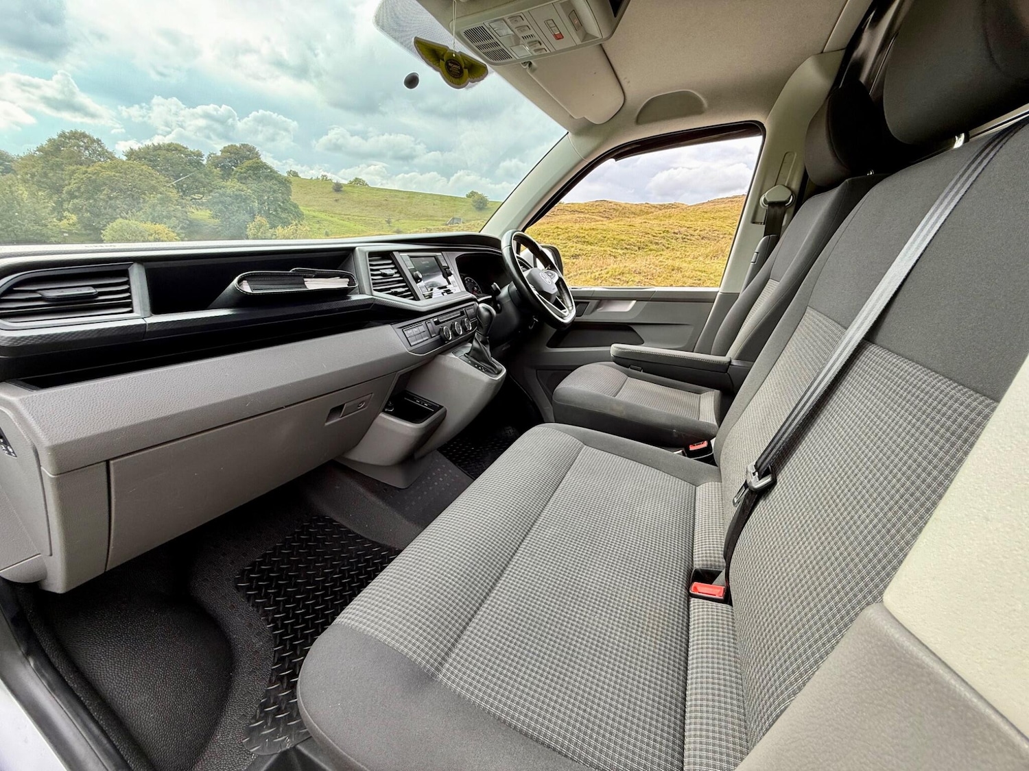 Used Volkswagen Transporter 2021 for sale - 76099574: Photo 42