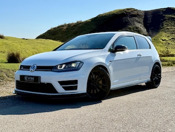 Used Volkswagen Golf 2016 for sale - 77752882: Photo