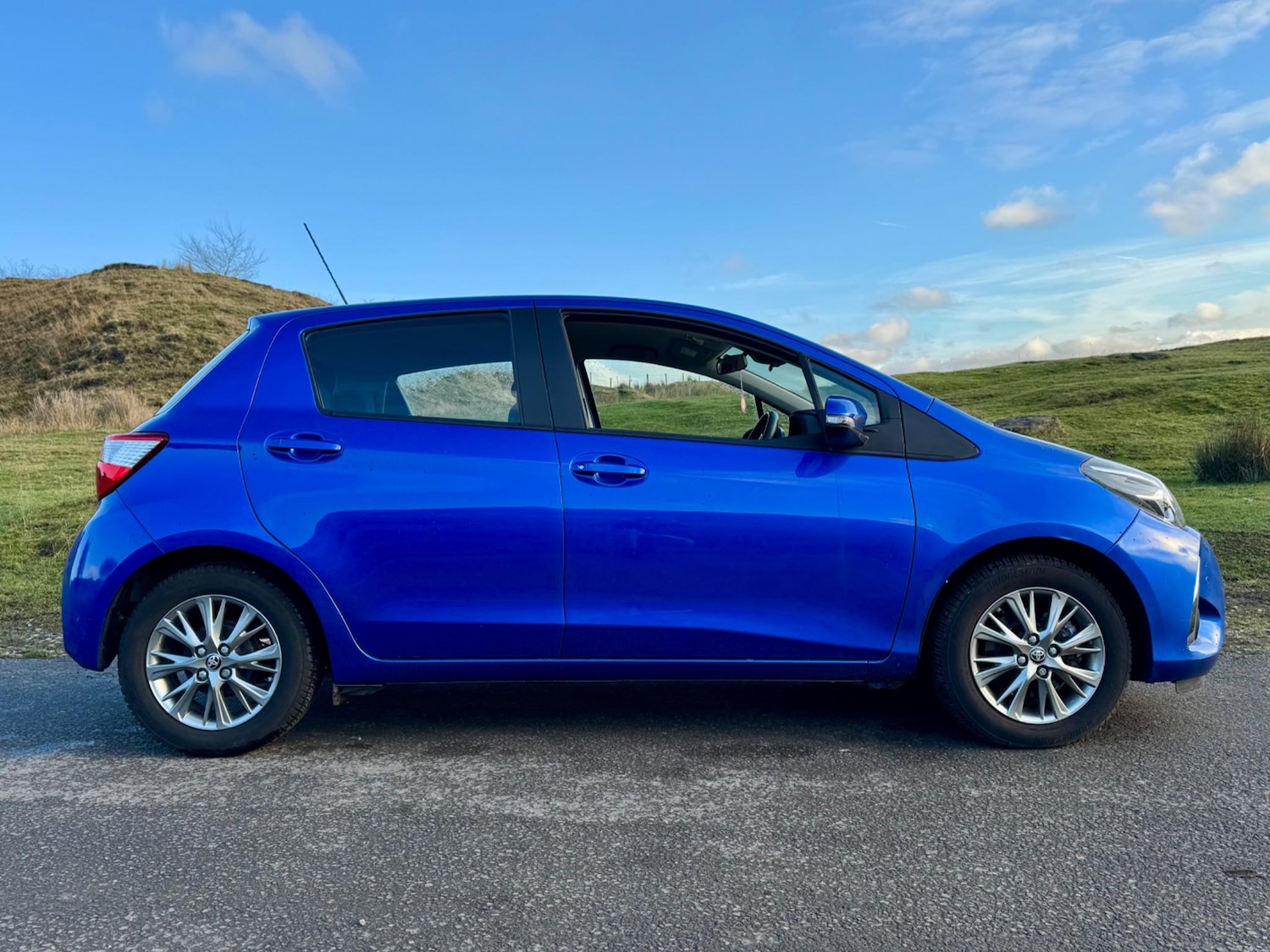 Used Toyota Yaris 2017 for sale - 76991119: Photo 10