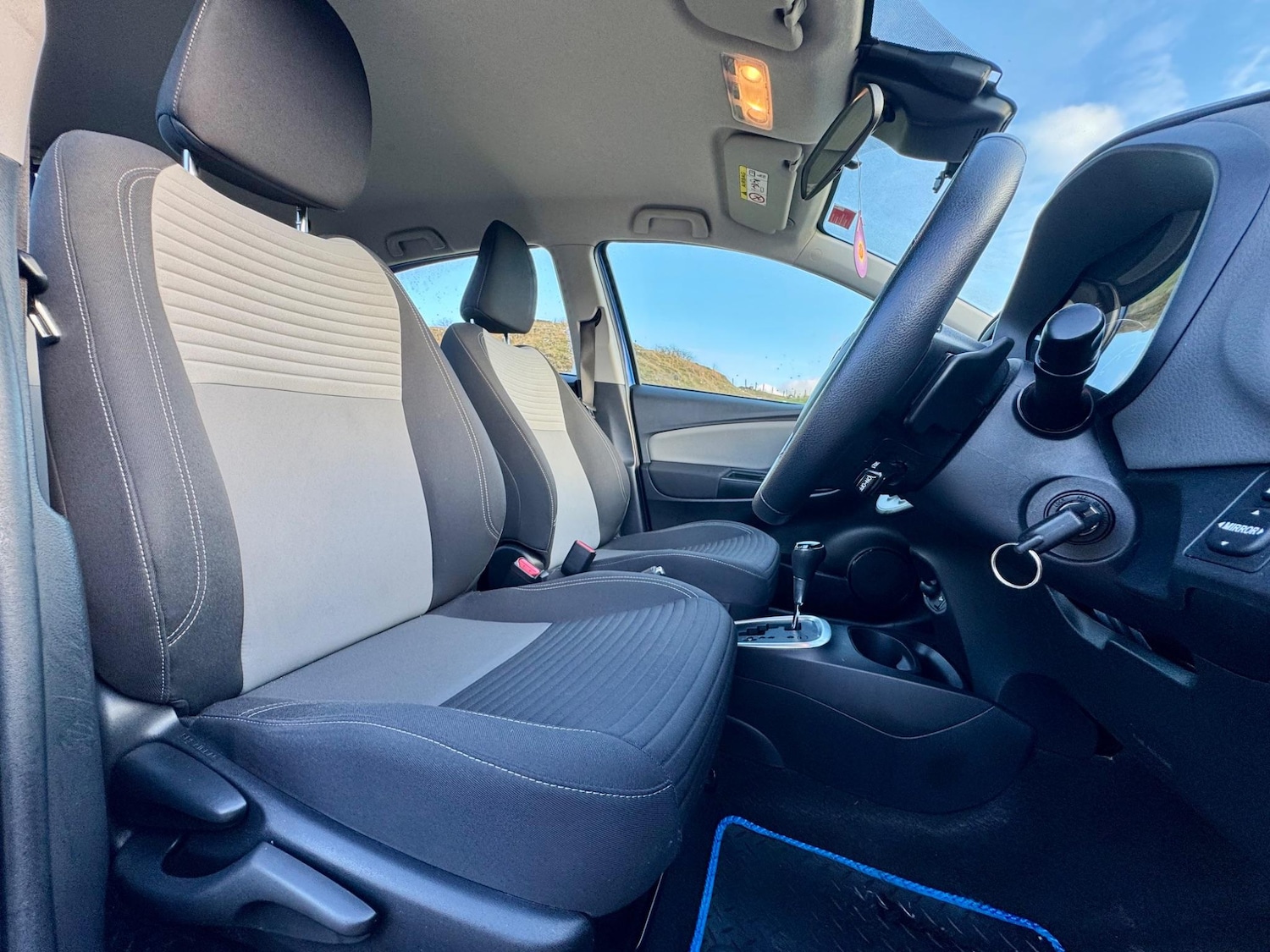 Used Toyota Yaris 2017 for sale - 76991119: Photo 7