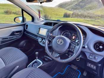 Used Toyota Yaris 2017 for sale - 75041961: Photo