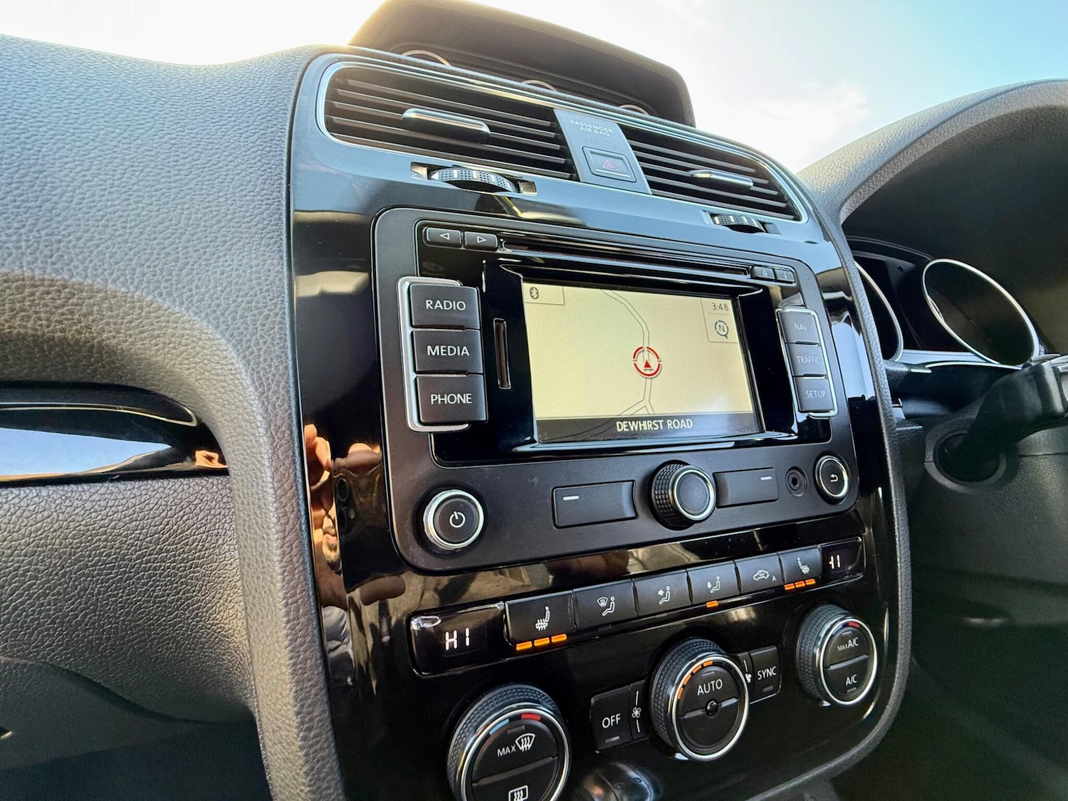 Used Volkswagen Scirocco 2015 for sale - 76550620: Photo 11