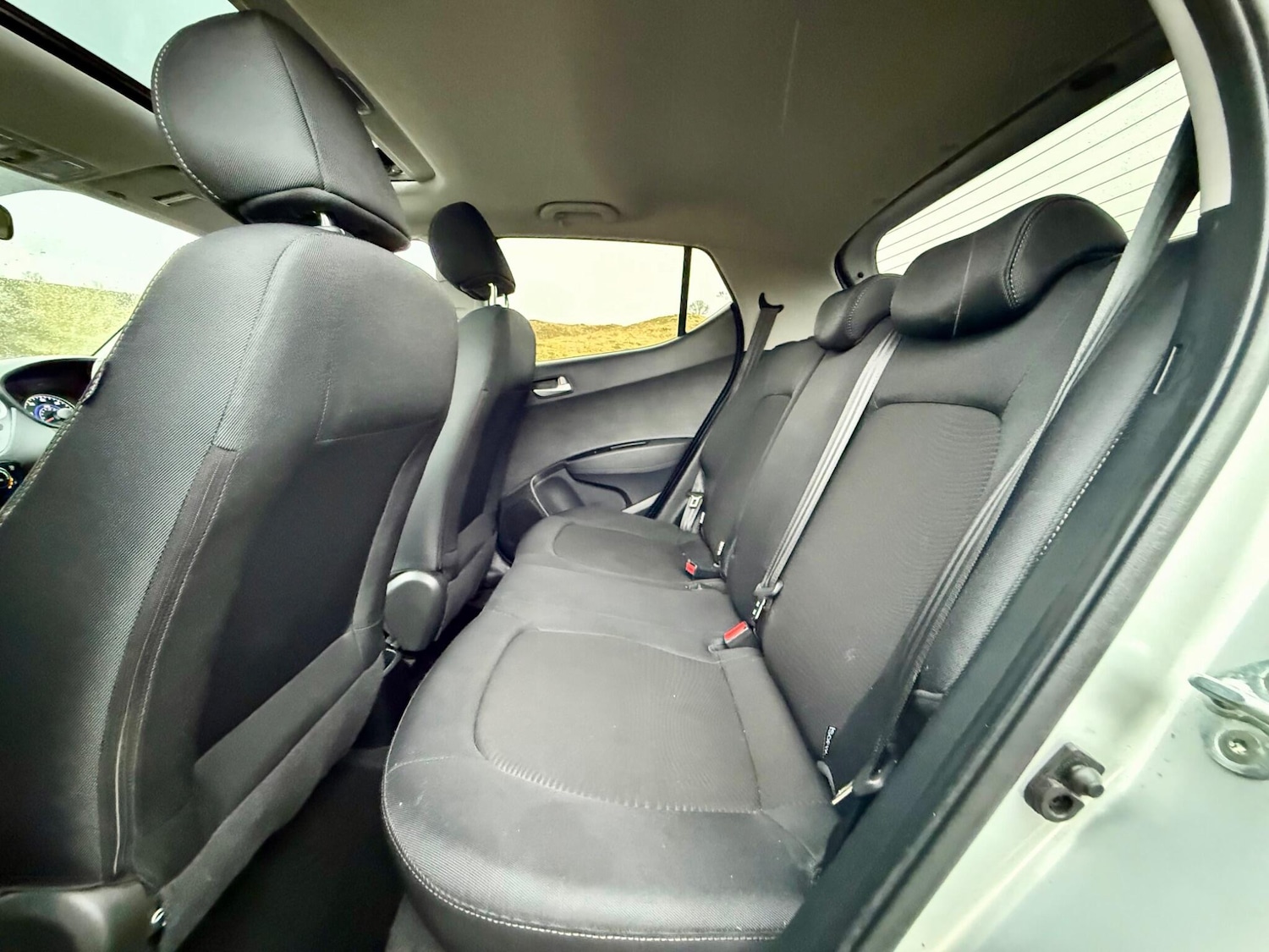 Used Hyundai i10 2018 for sale - 77456296: Photo 15