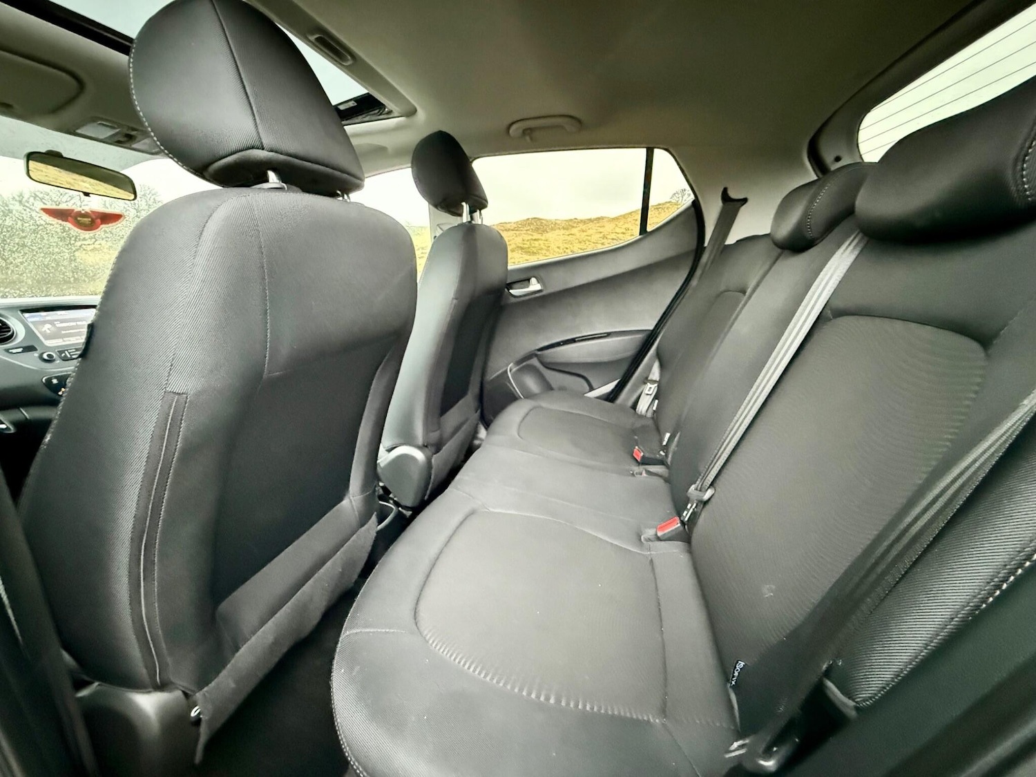 Used Hyundai i10 2018 for sale - 77456296: Photo 34