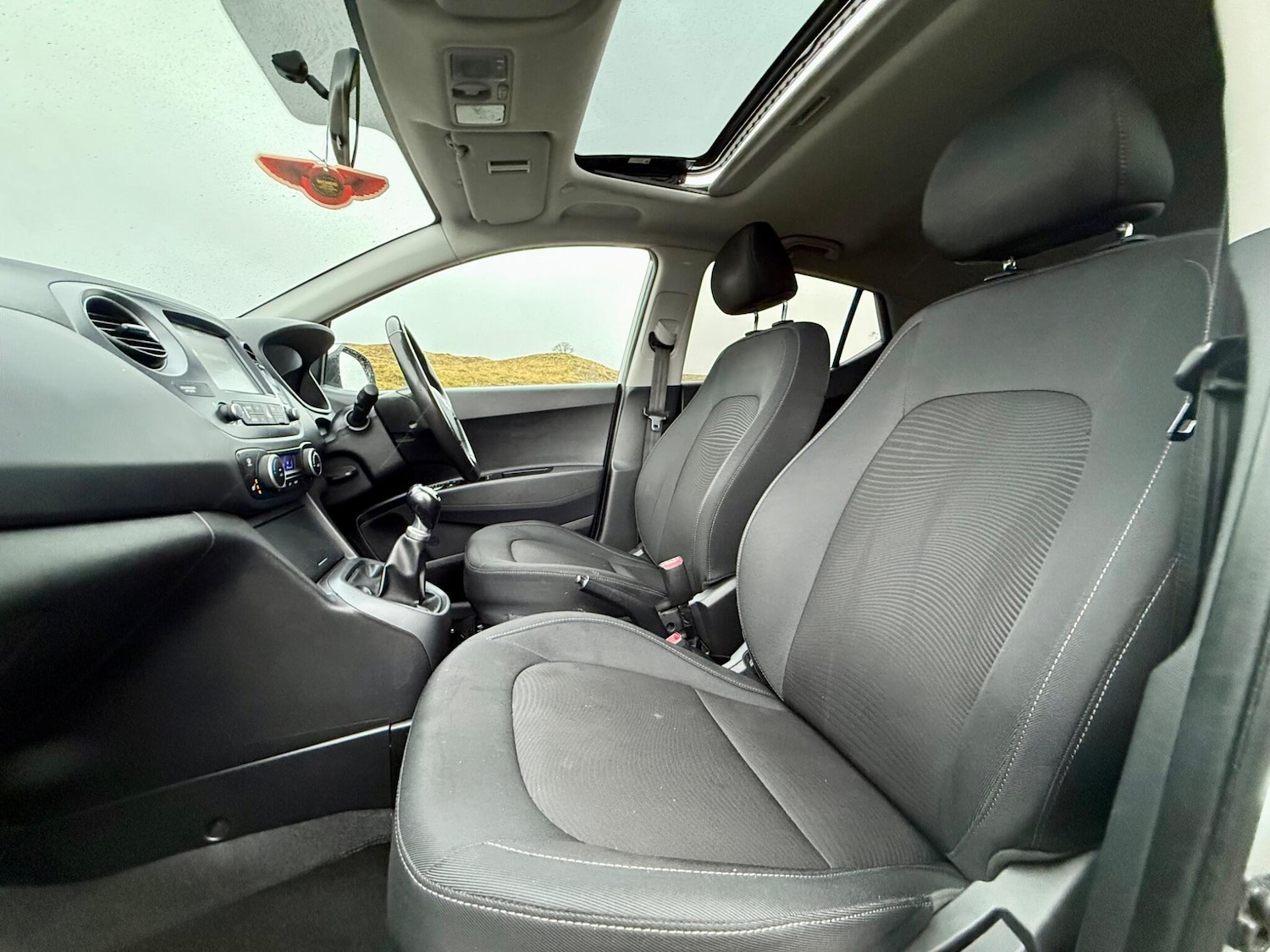 Used Hyundai i10 2018 for sale - 77456296: Photo 38